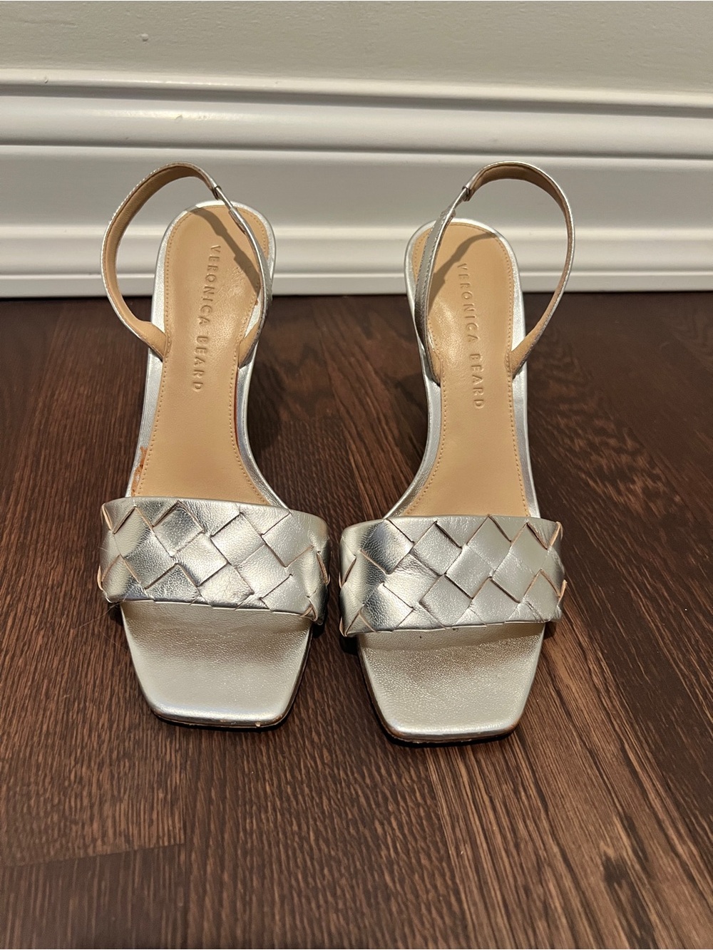 Veronica Beard Silver Heels size 8